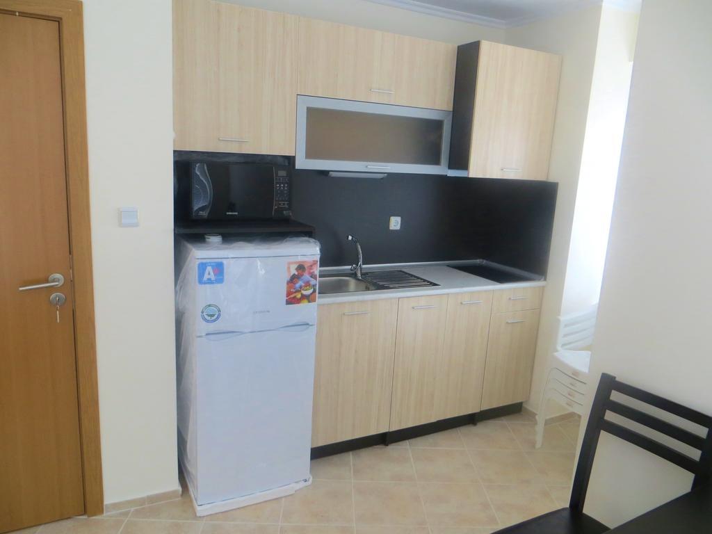 Apartments In Azalia 2 Complex Nesebar Room photo